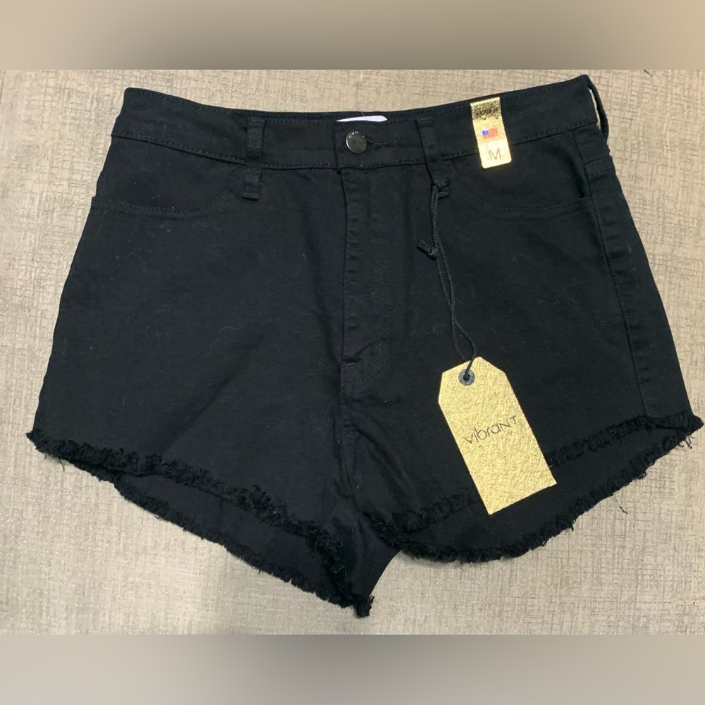 NWT! VIBRANT MIU Black Denim Shorts.